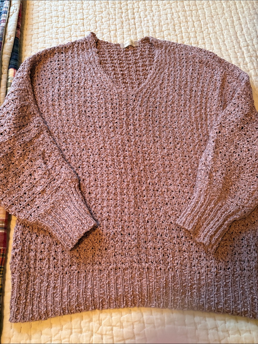 Altar'd State Dusty Mauve V-Neck Chunky Knit Sweater
